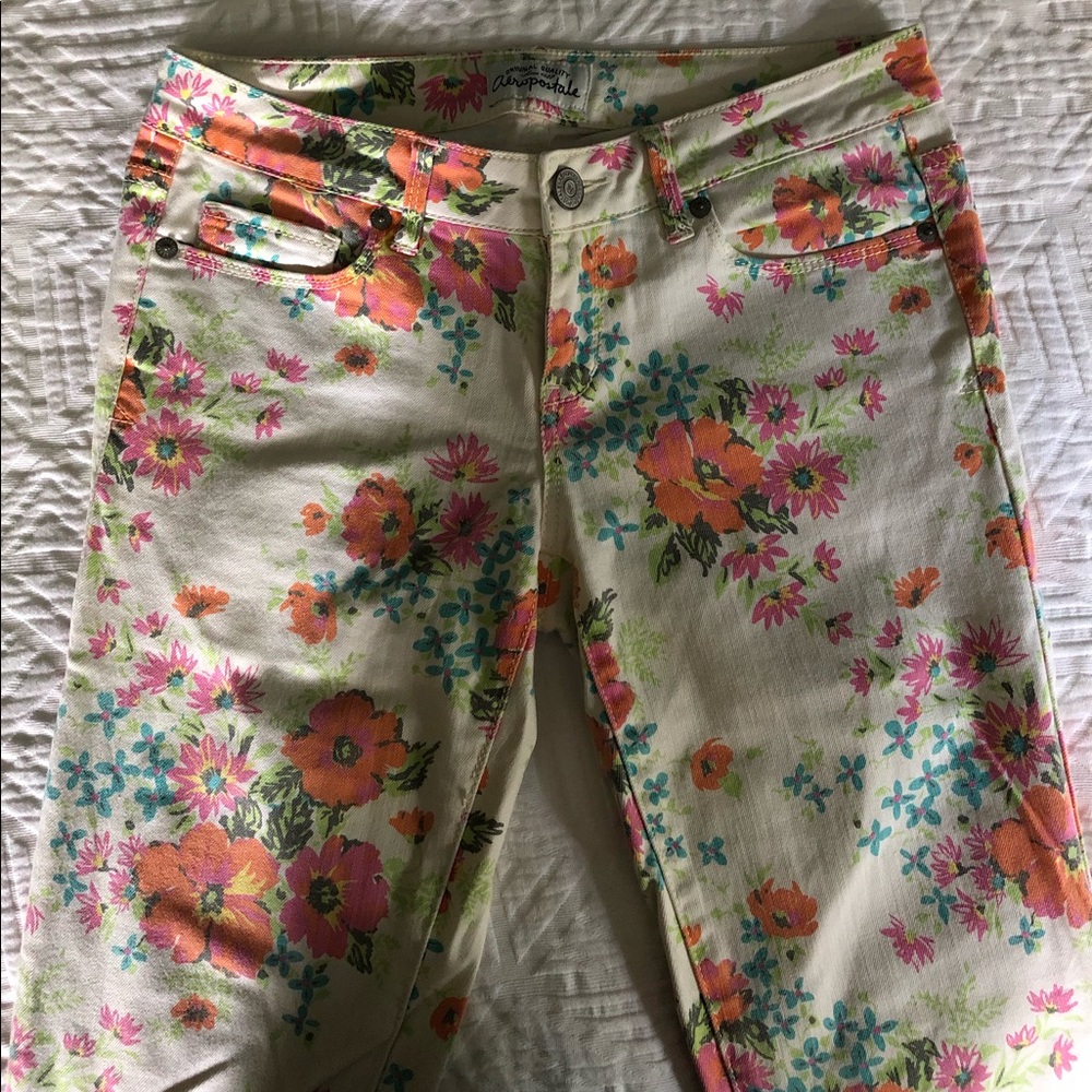 ‼️ Floral Aeropostale Skinny Jeans